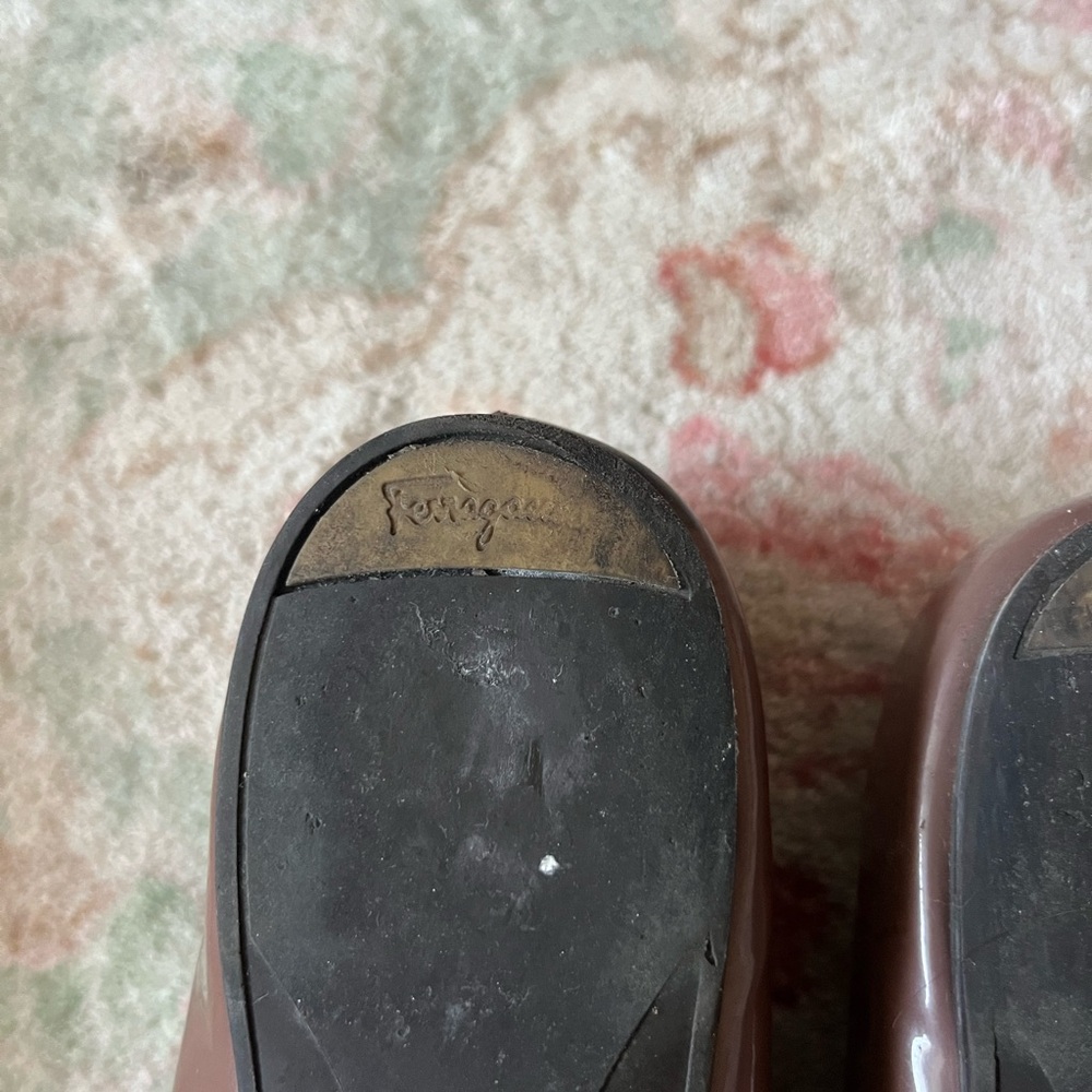Salvatore Ferragamo Varina Flats – Brown Patent with Gold Buckle (7.5-8 W) - Picture 5 of 10